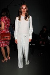 明星去时装周,明星闪耀时装周时尚盛宴