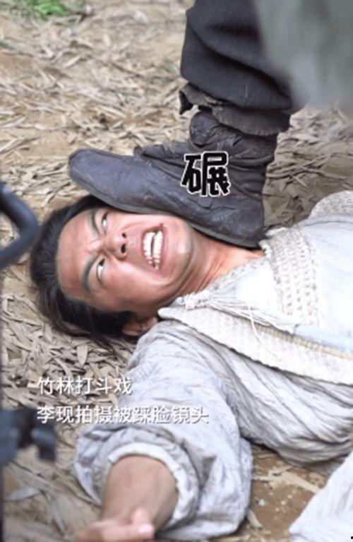 电影花絮踩脸,电影踩脸幕后踩脸趣事大揭秘