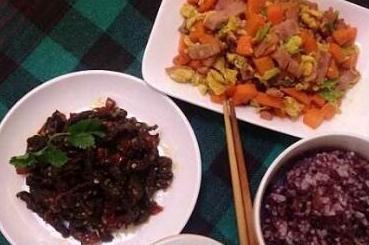 晚餐图片实拍图片,温馨时刻尽收眼底”